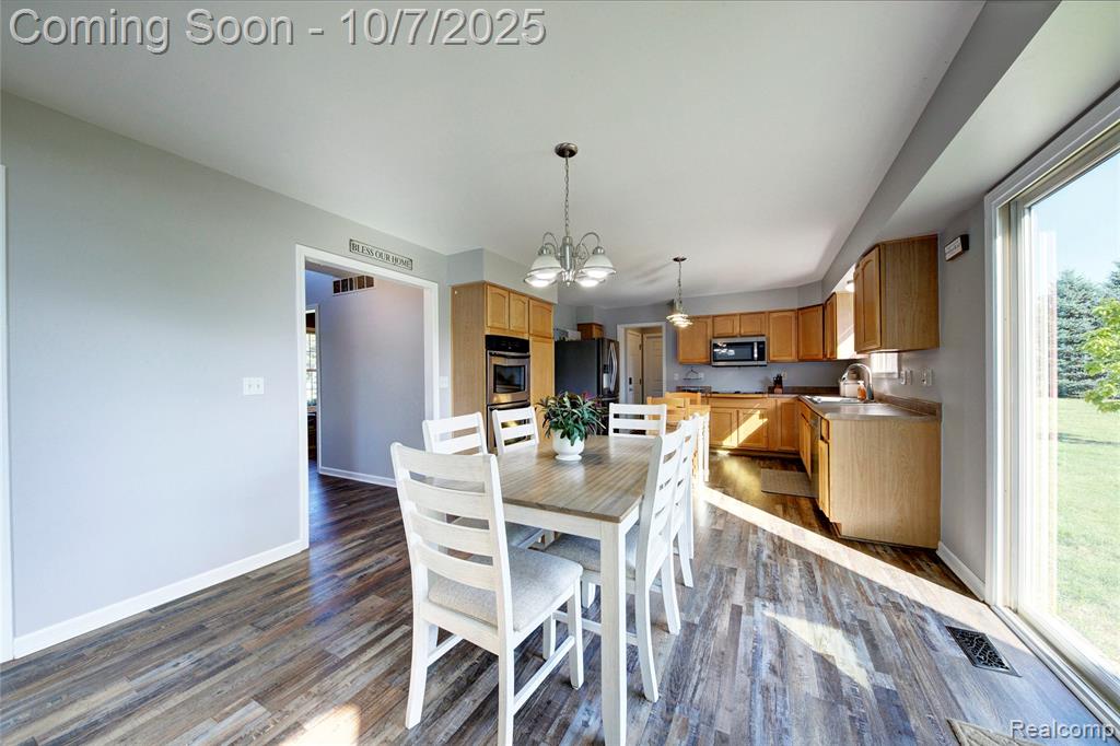 8660 Spicer Road, Brighton, MI 48116 — Photo 13