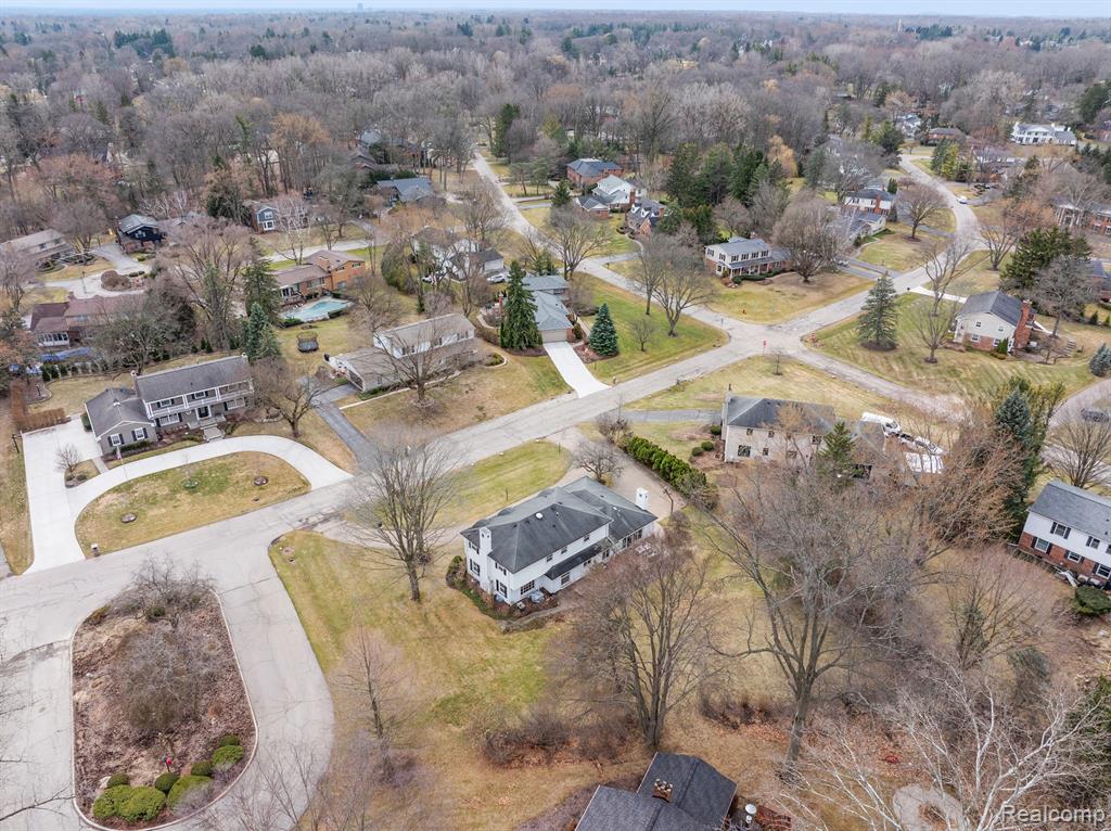 4366 Ardmore Drive, Bloomfield Hills, MI 48302 — Photo 53