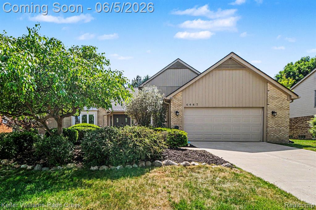 4447 Bentley Drive, Troy, MI 48098 — Photo 2