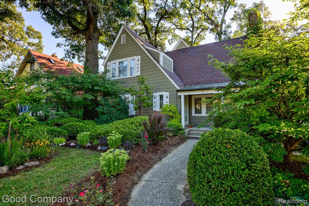 19 Oakdale Boulevard, Pleasant Ridge, MI — Photo 58