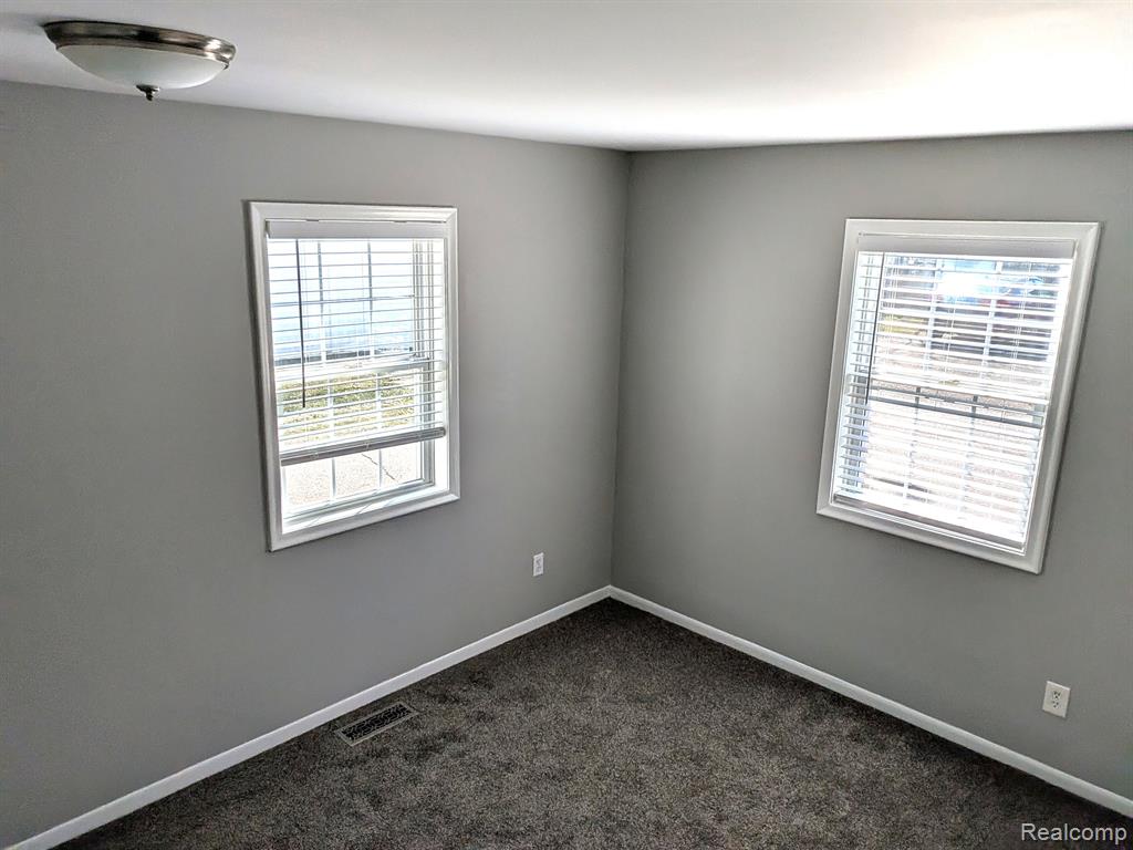 80 Myron Street, Ortonville, MI 48462 — Photo 16