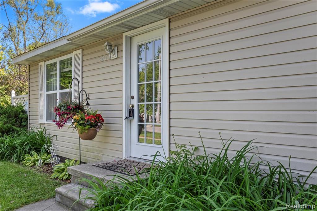 501 Front Street, Holly, MI 48442 — Photo 7