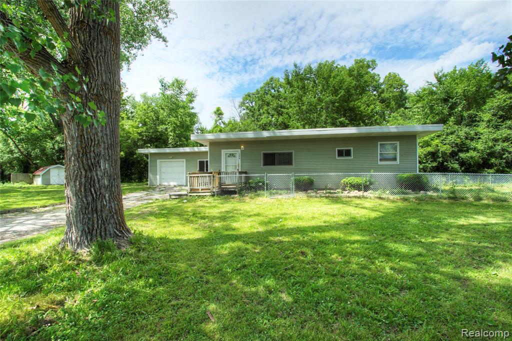 1906 Banner Road, Saginaw, MI 48601 — Photo 3