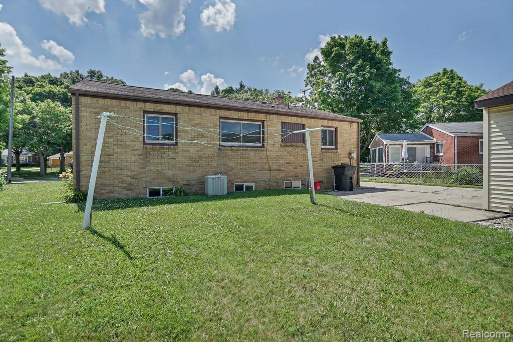 615 Lincoln Street, Lapeer, MI 48446 — Photo 23