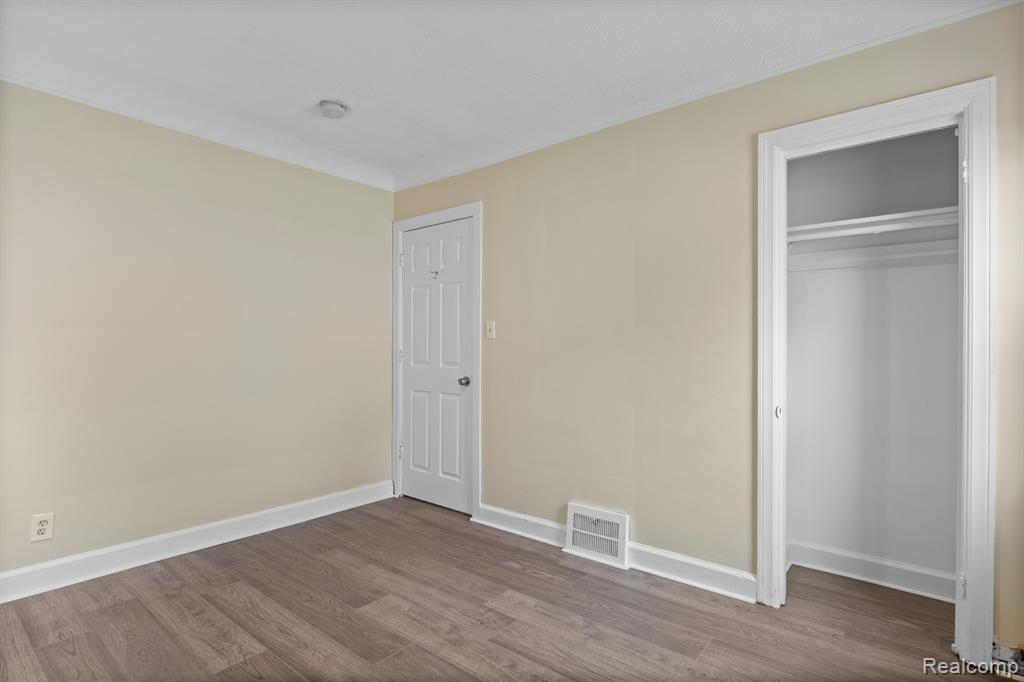 6115 YINGER Avenue, Dearborn, MI 48126 — Photo 20