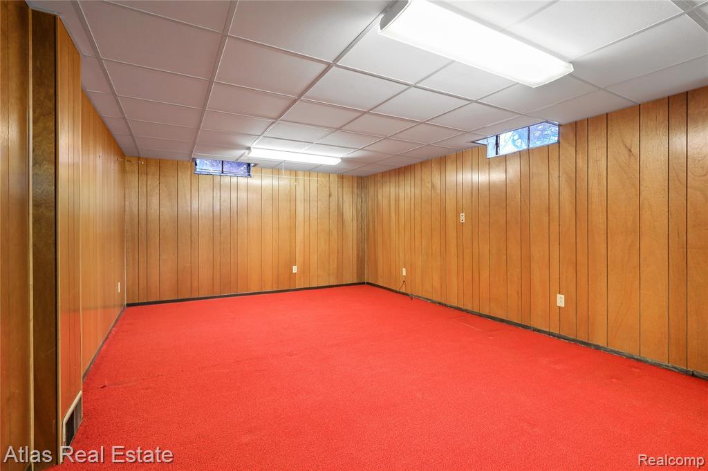 4386 Bennett Drive, Burton, MI 48519 — Photo 57