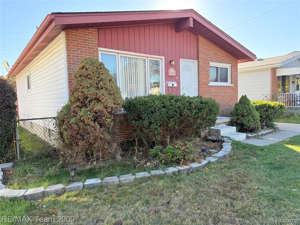 4665 Syracuse Street, Dearborn Heights, MI 48125 — Photo 3