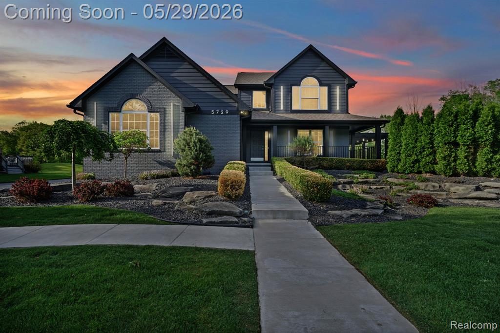 5729 Woodfield Parkway, Grand Blanc, MI 48439 — front exterior