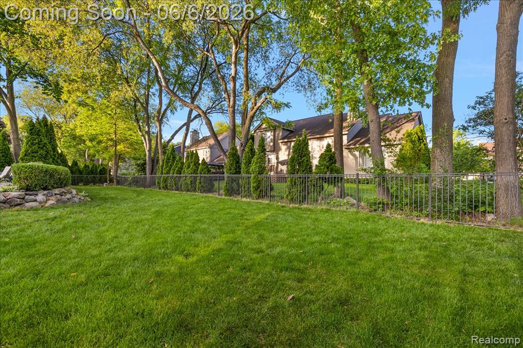 5768 Bellshire Lane, Clarkston, MI — Photo 69