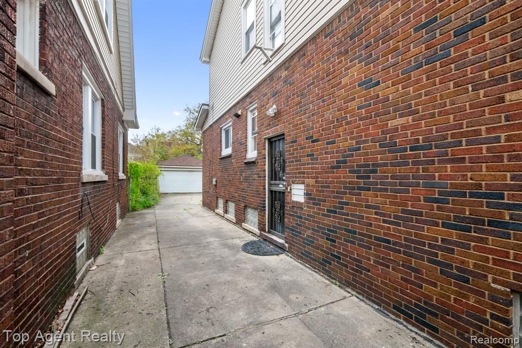 16565 Roselawn Street, Detroit, MI 48221 — Photo 40