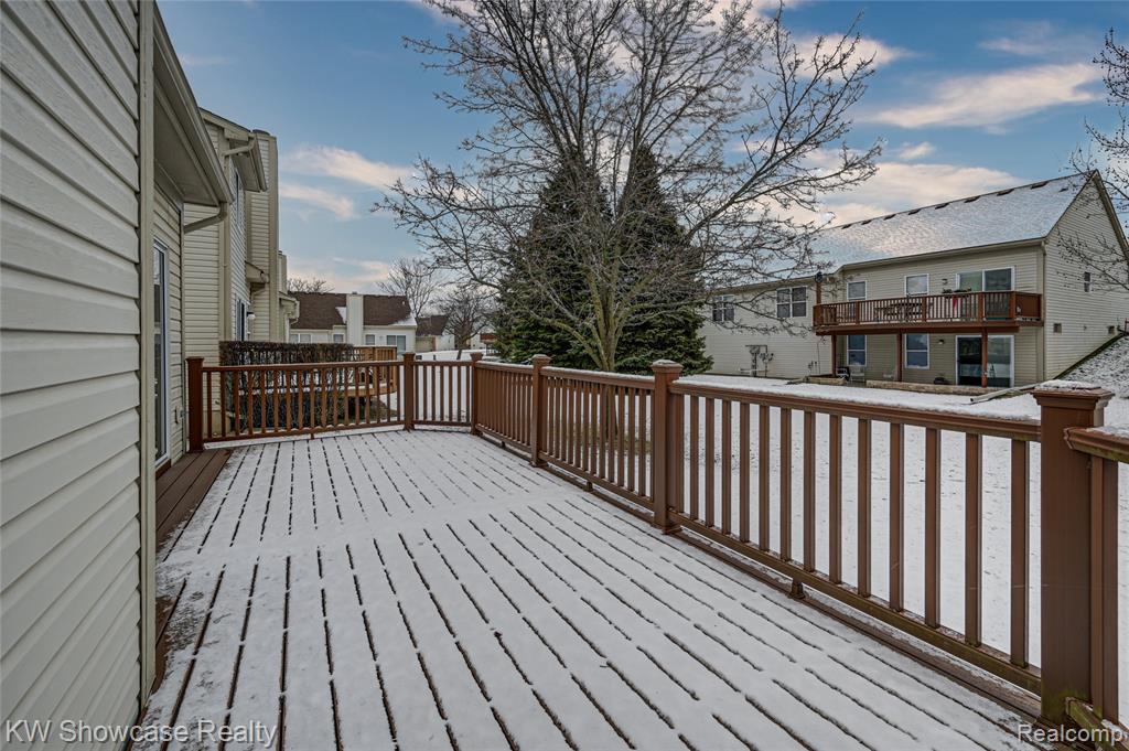 458 N Oak Drive, Commerce Twp, MI 48390 — Photo 48