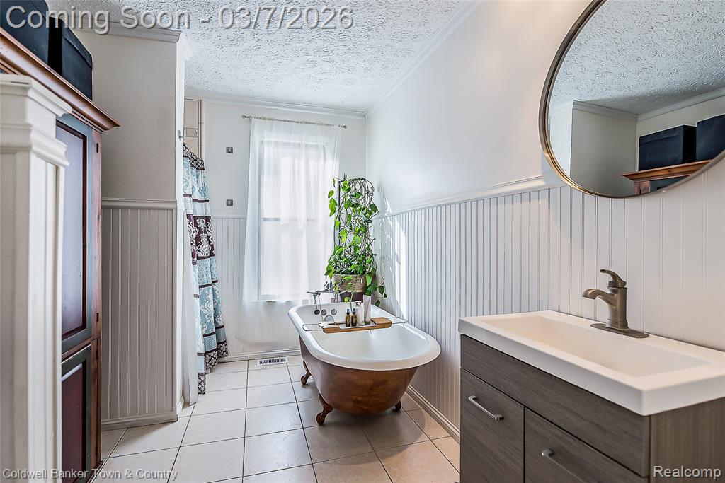 1890 Hidden Valley Road, Howell, MI 48843 — Photo 19