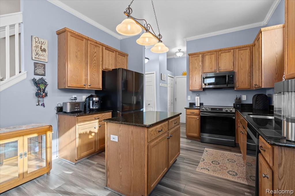 1234 Hudson Drive, Howell, MI 48843 — Photo 7