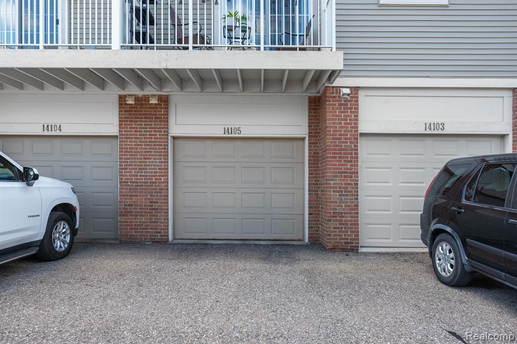 14105 ADDINGTON Drive, Commerce Twp, MI 48390 — Photo 3