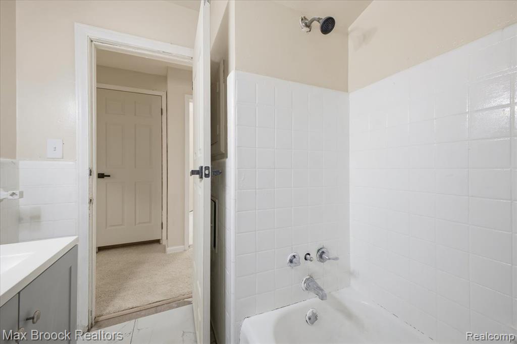 9722 Wayburn Street, Detroit, MI 48224 — Photo 14