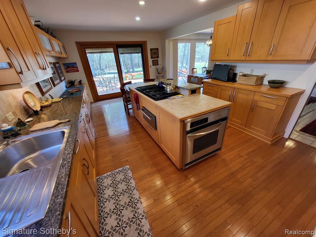 6358 TIMBERWOOD S, West Bloomfield, MI — Photo 32