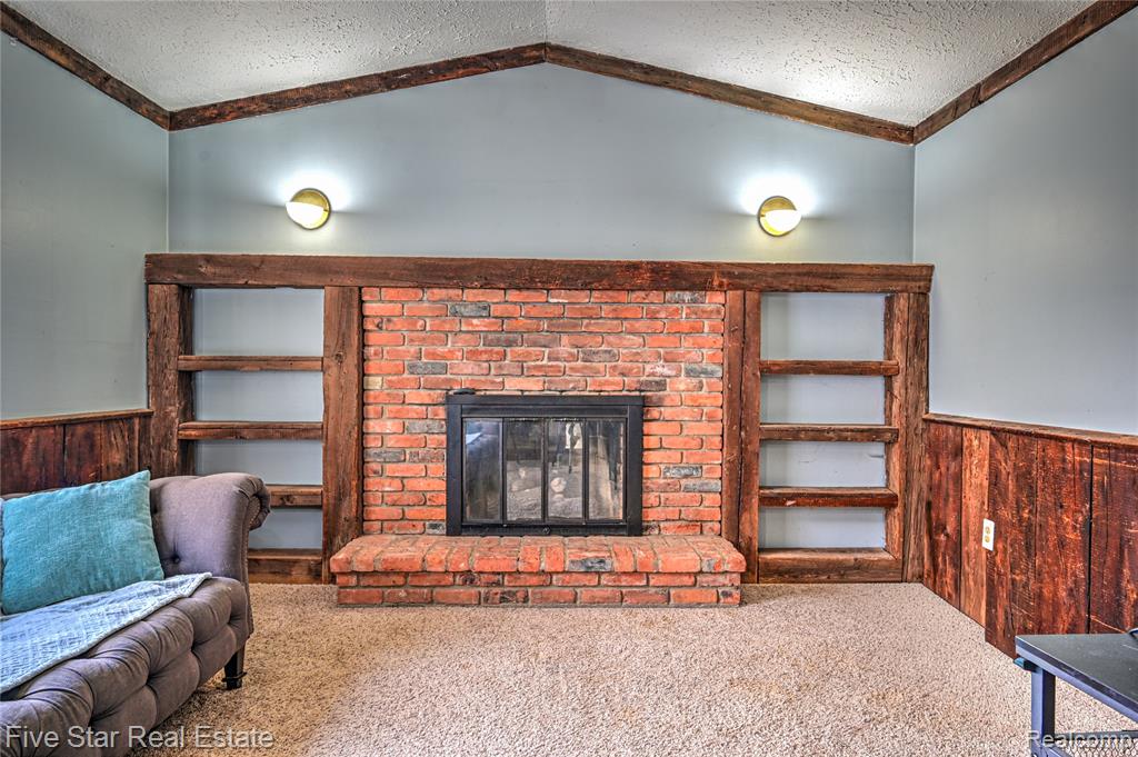 12335 Big Lake Road, Davisburg, MI 48350 — Photo 18