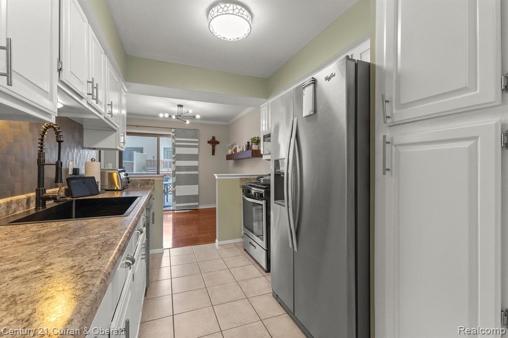 1194 CONCORD Court, Northville, MI 48167 — Photo 5