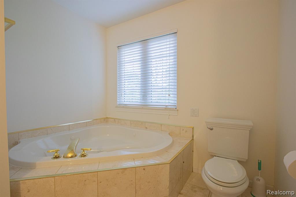 5112 BRYSON Lane, East China, MI — Photo 16