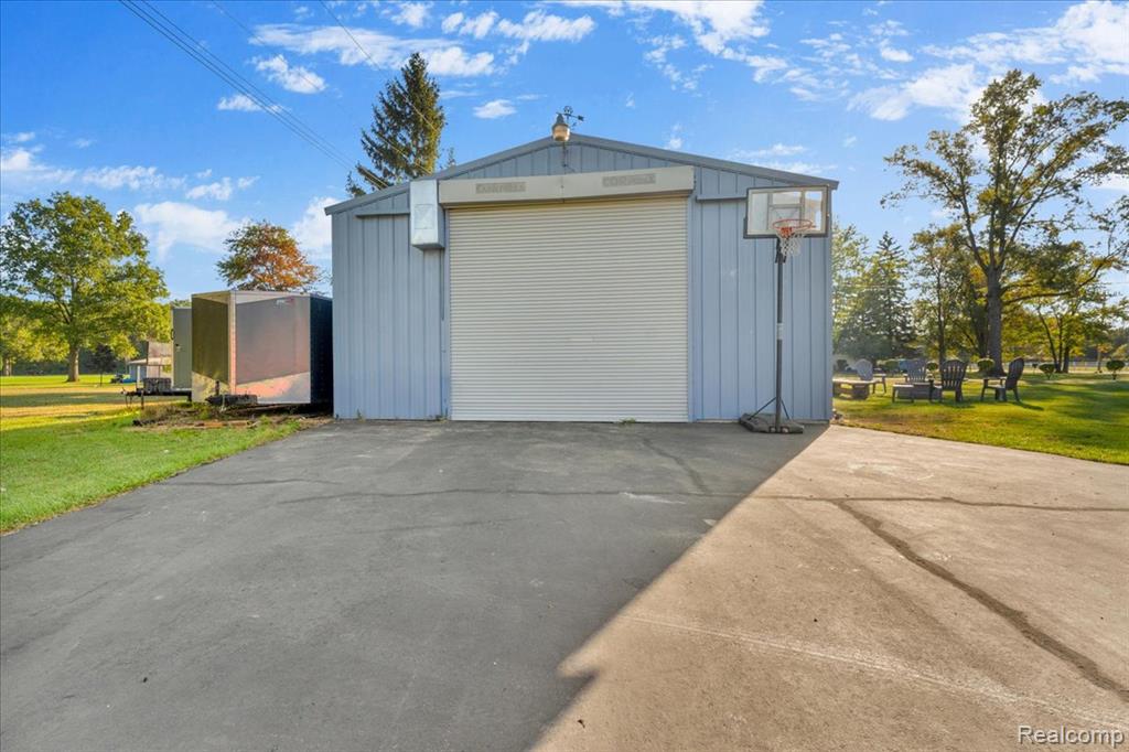 27520 West Road, New Boston, MI 48164 — Photo 57