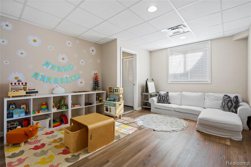 800 N Dorchester Avenue, Royal Oak, MI 48067 — Photo 15