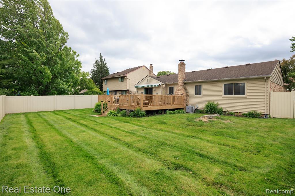 1194 Paddington Road, Canton, MI 48187 — Photo 29