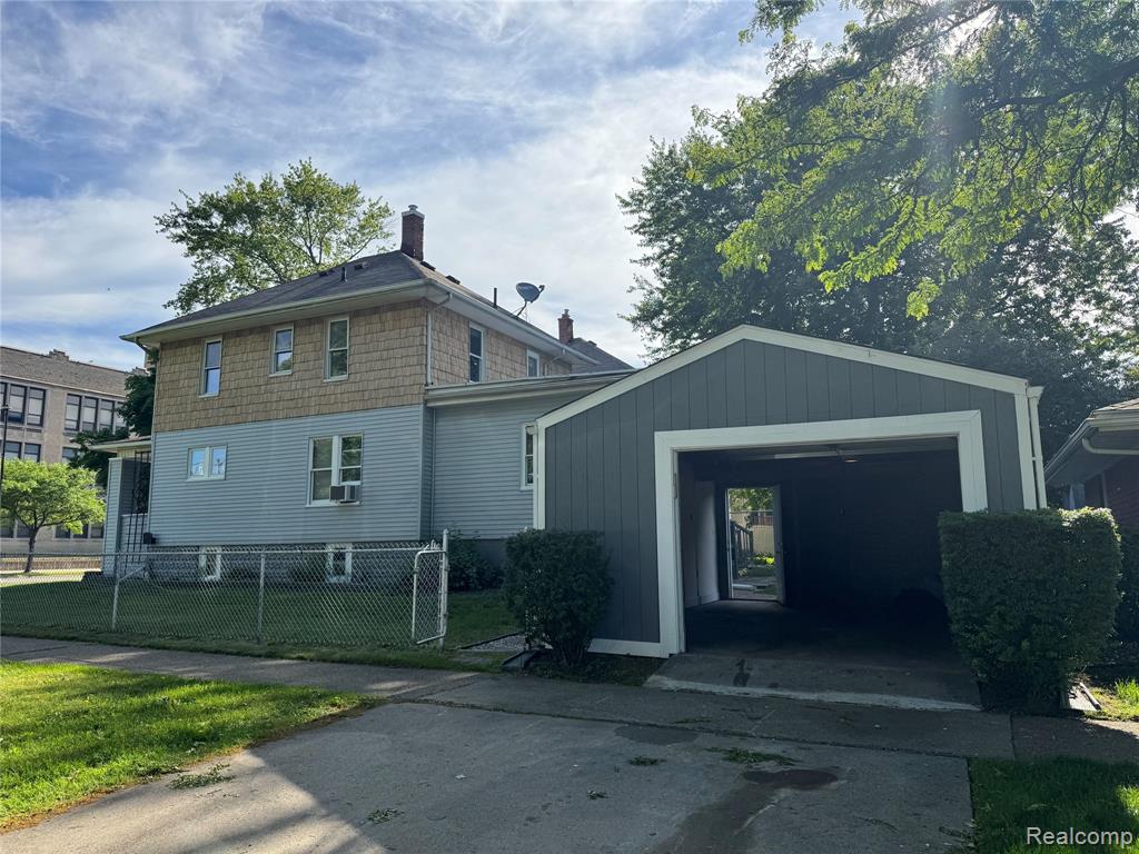 563 Eureka Road, Wyandotte, MI 48192 — Photo 2