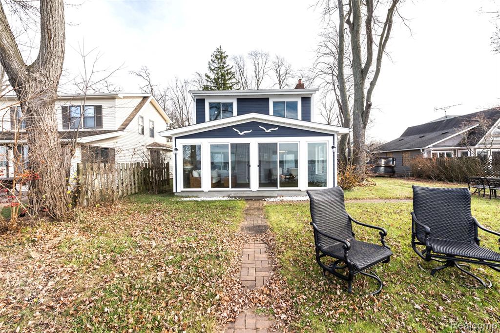 9109 McGregor Road, Pinckney, MI 48169 — Photo 11