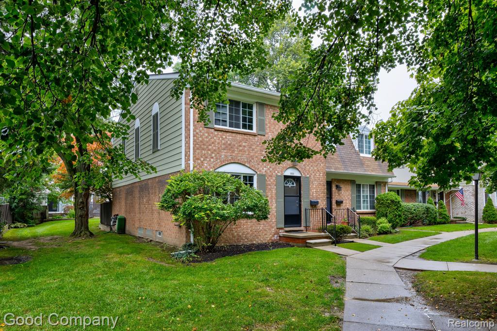 2030 WICKHAM Street, Royal Oak, MI 48073 — front exterior