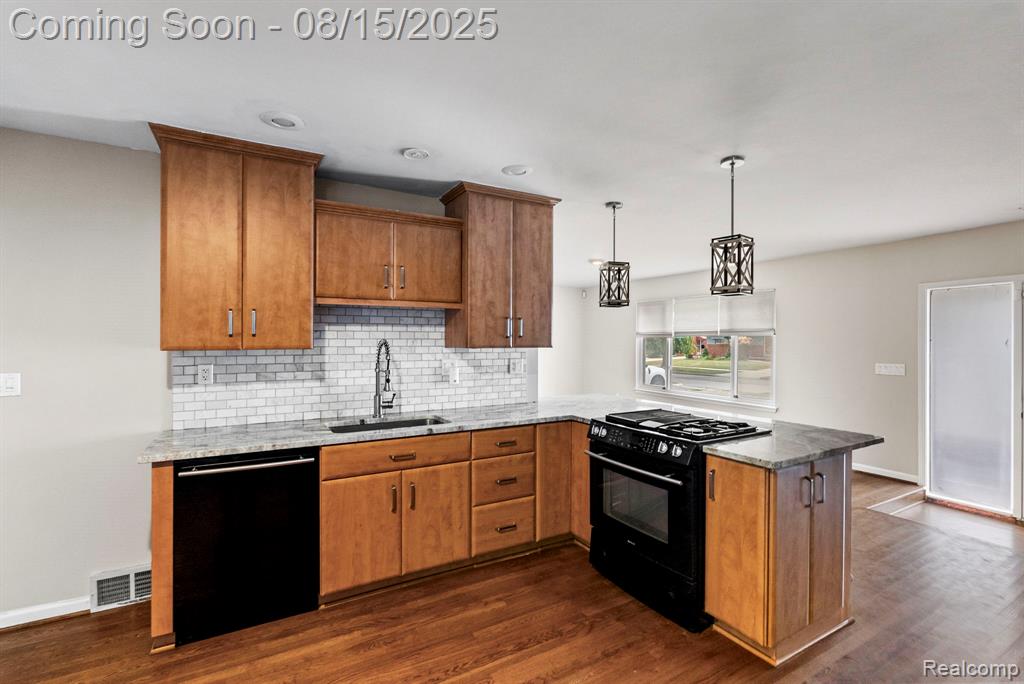 4629 Red Maple Drive, Warren, MI 48092 — Photo 8