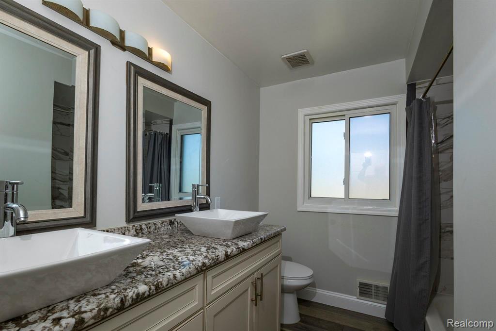 43211 Coralbean Ct Court, Sterling Heights, MI 48314 — Photo 24