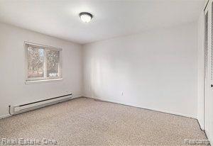 1814 COLONIAL VILLAGE Way, 2, Waterford, MI 48328 — Photo 11