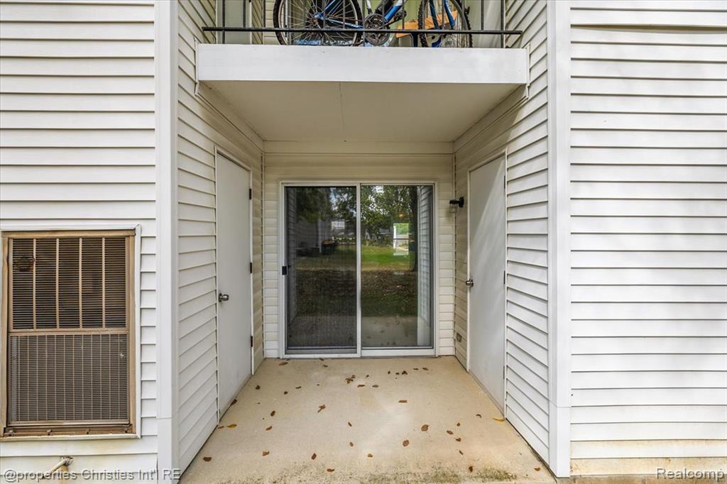 23416 Middlebelt Road, Farmington Hills, MI 48336 — Photo 15