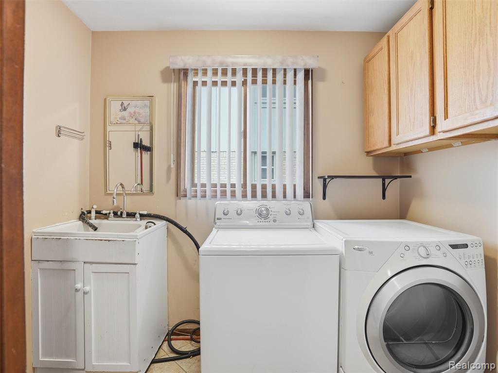 46689 Barbara Drive, Macomb, MI 48044 — Photo 19