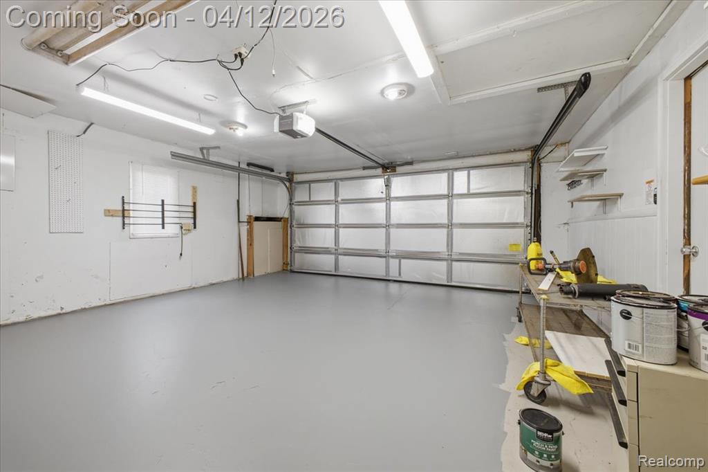 2455 Ivanhoe Drive, West Bloomfield, MI 48324 — Photo 20