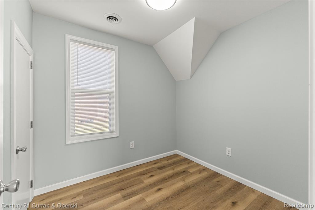 1973 E Grand Unit B Boulevard, Detroit, MI 48211 — Photo 14