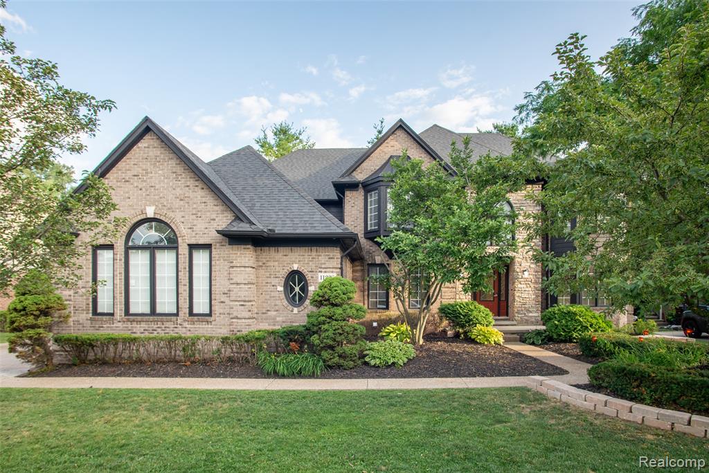11226 Wilshire Drive, Shelby Twp, MI 48315