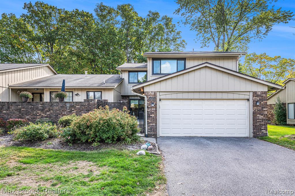 4371 Foxpointe Drive, West Bloomfield, MI 48323 — front exterior