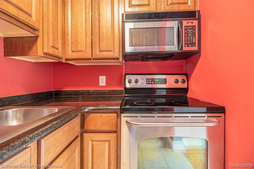 15 E KIRBY Street, 1031, Detroit, MI 48202 — Photo 11