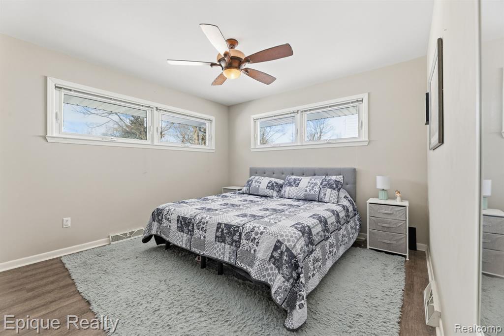 1009 Illinois Street, Marysville, MI 48040 — Photo 11