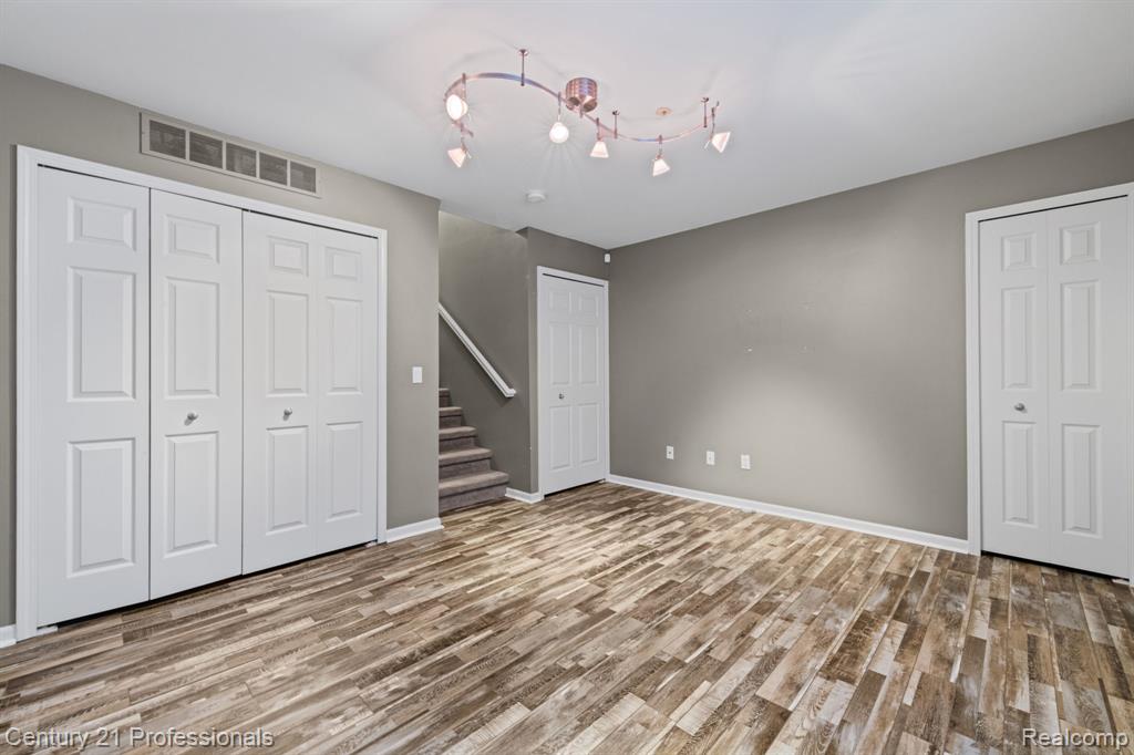 412 Boardwalk Drive, Walled Lake, MI 48390 — Photo 30