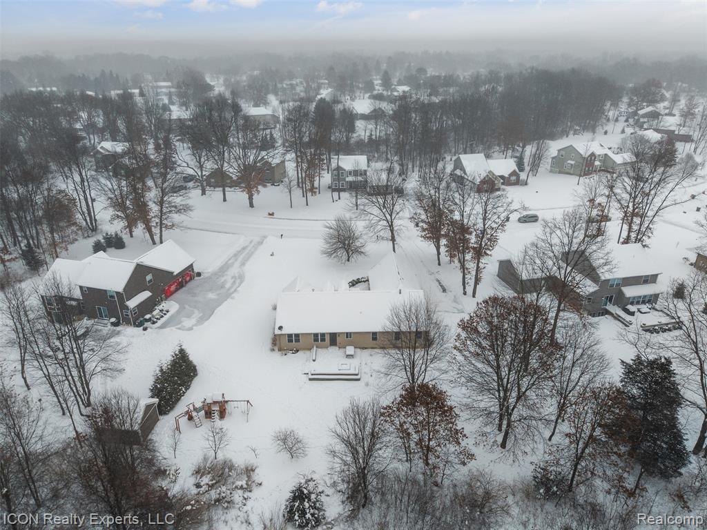 11185 Cassidy Trail, Davisburg, MI 48350 — Photo 49