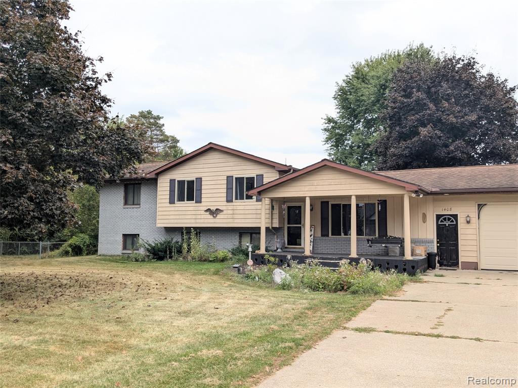 1408 Bowers Road, Lapeer, MI 48446 — front exterior