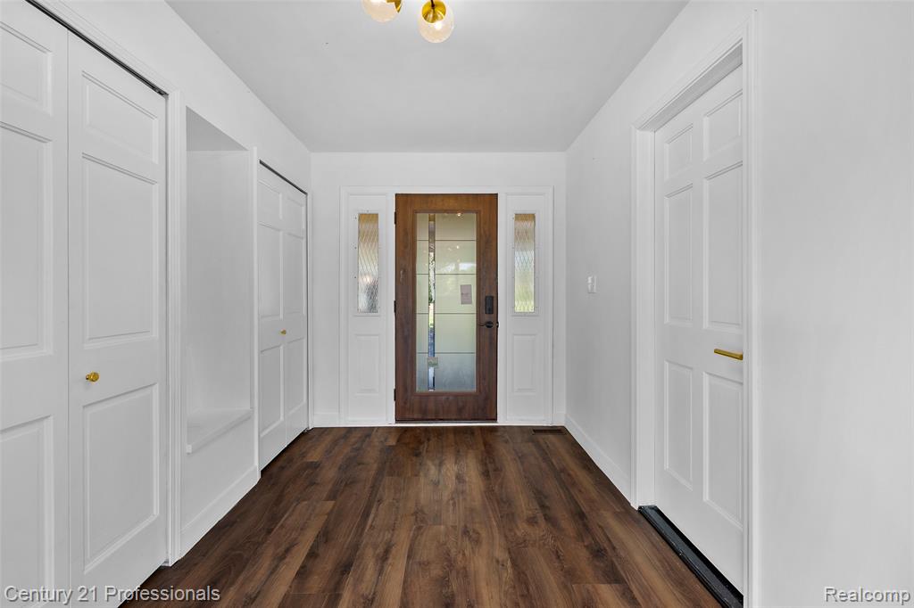 9060 Tindall Road, Davisburg, MI 48350 — Photo 10