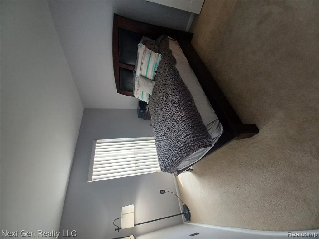 17200 Chesapeake Circle, Walled Lake, MI 48390 — Photo 22