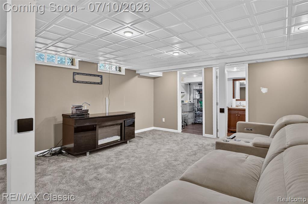 748 Randall Drive, Troy, MI 48085 — Photo 27