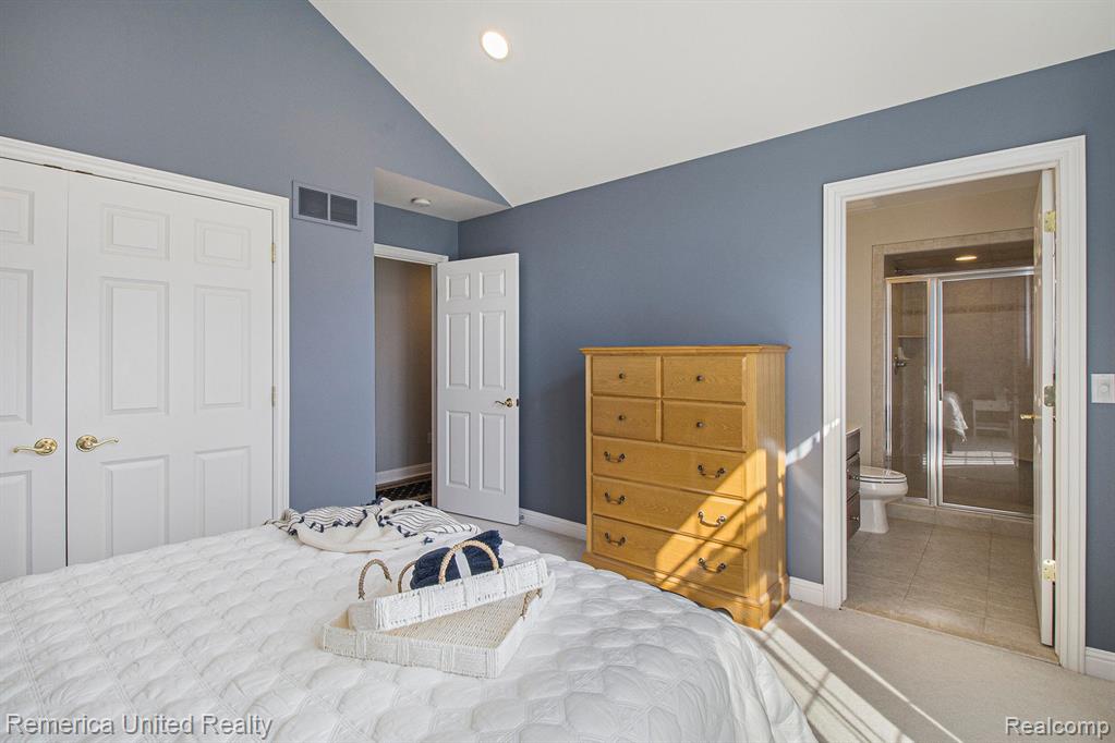 5259 RIVER RIDGE Drive, Brighton, MI 48116 — Photo 44