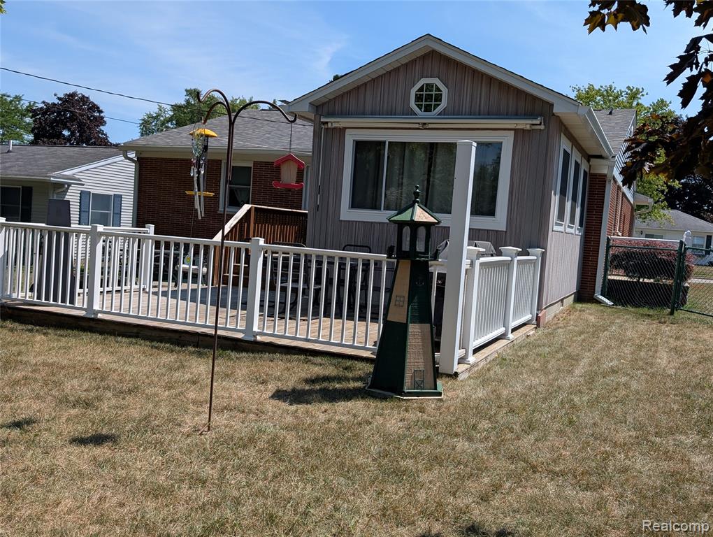 411 Cleveland Street, Bad Axe, MI 48413 — Photo 13