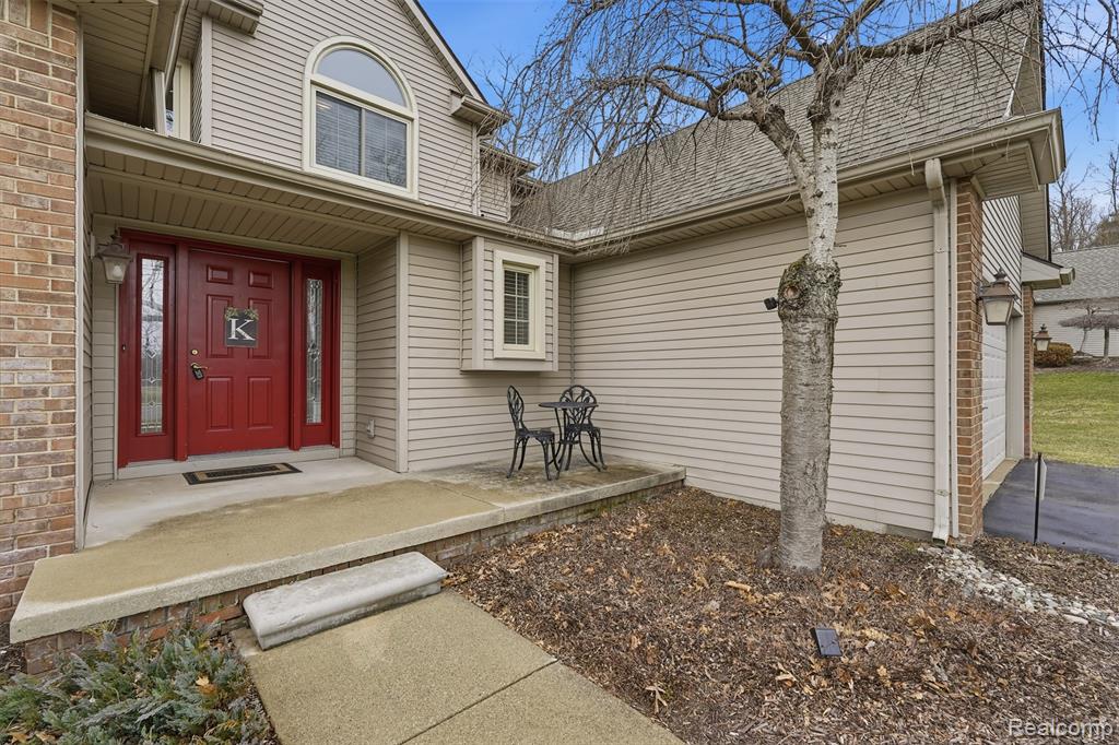7288 Foxgate Drive, Brighton, MI 48116 — Photo 2