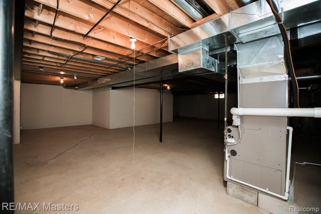 27178 John Drive, New Boston, MI 48164 — Photo 48